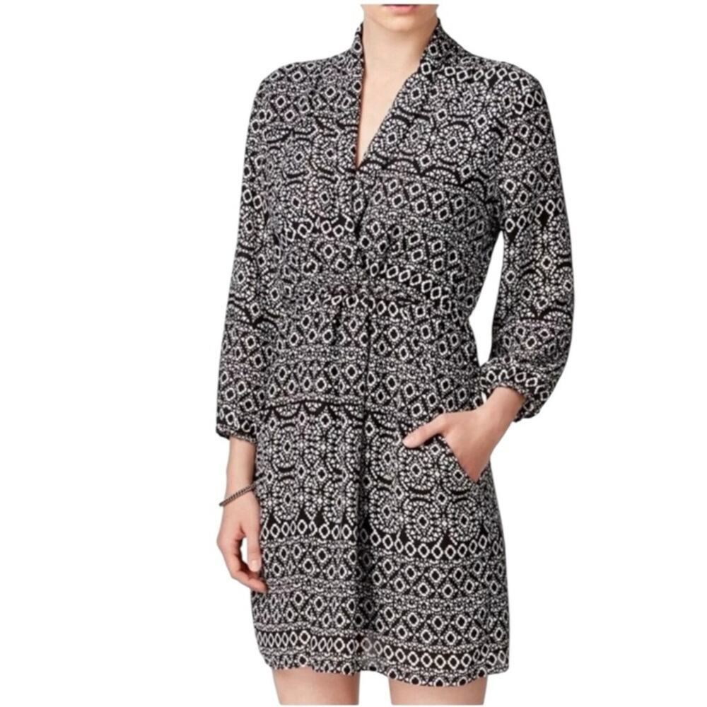 BAR III Geometric Wrap Dress Large Black White Mod Art Teacher Chic Career